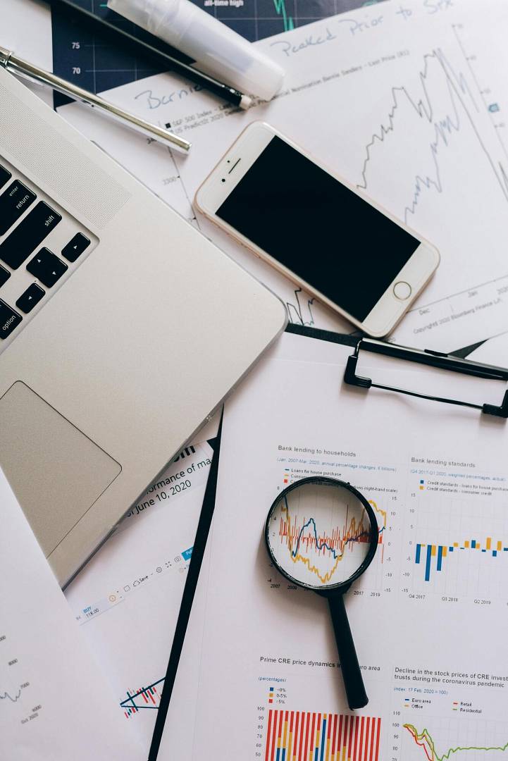 Kiedy warto sprzedać akcje, aby maksymalizować zysk?